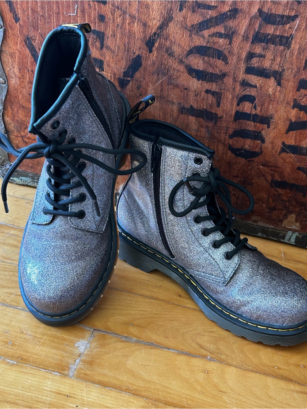 Superbes bottillons Dr. Martens 1460 PASCAL À PAILLETTES FINE GLITTER youth